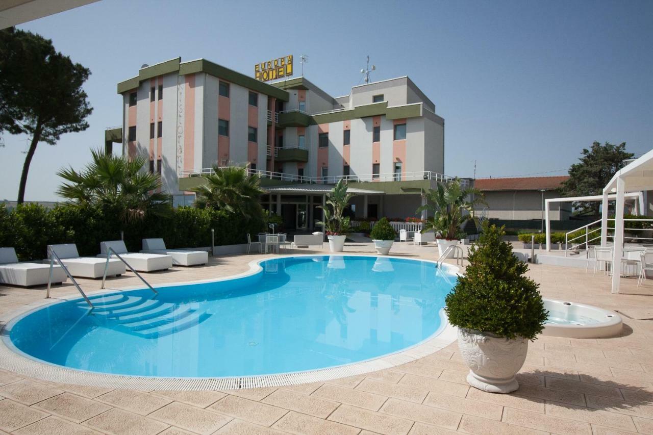 Hotel Europa Termoli Exteriör bild